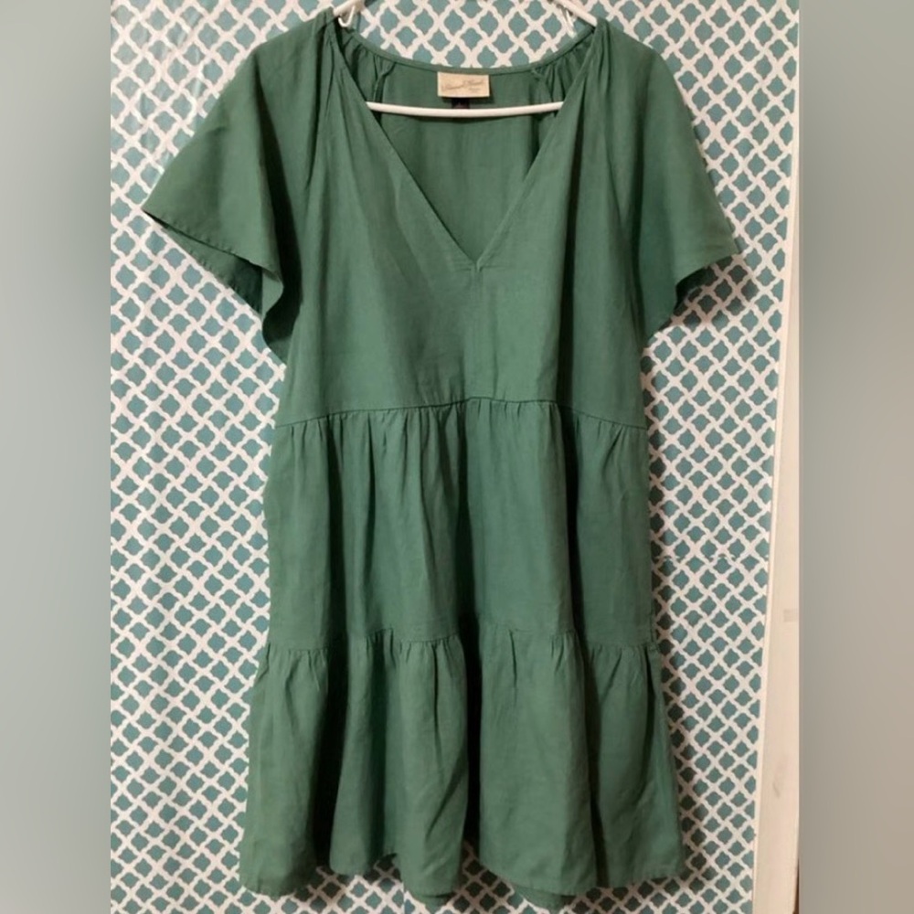Green V-Neck Tiered Midi Dress